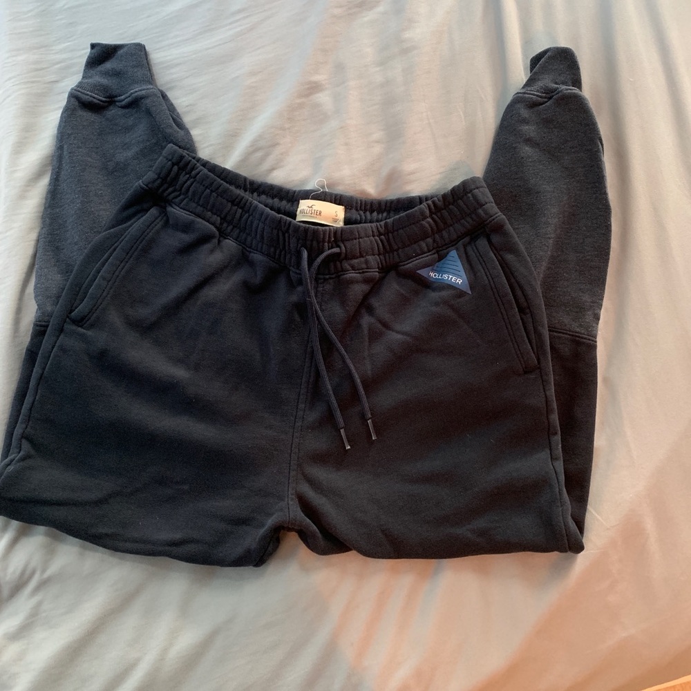 Men’s Hollister joggers